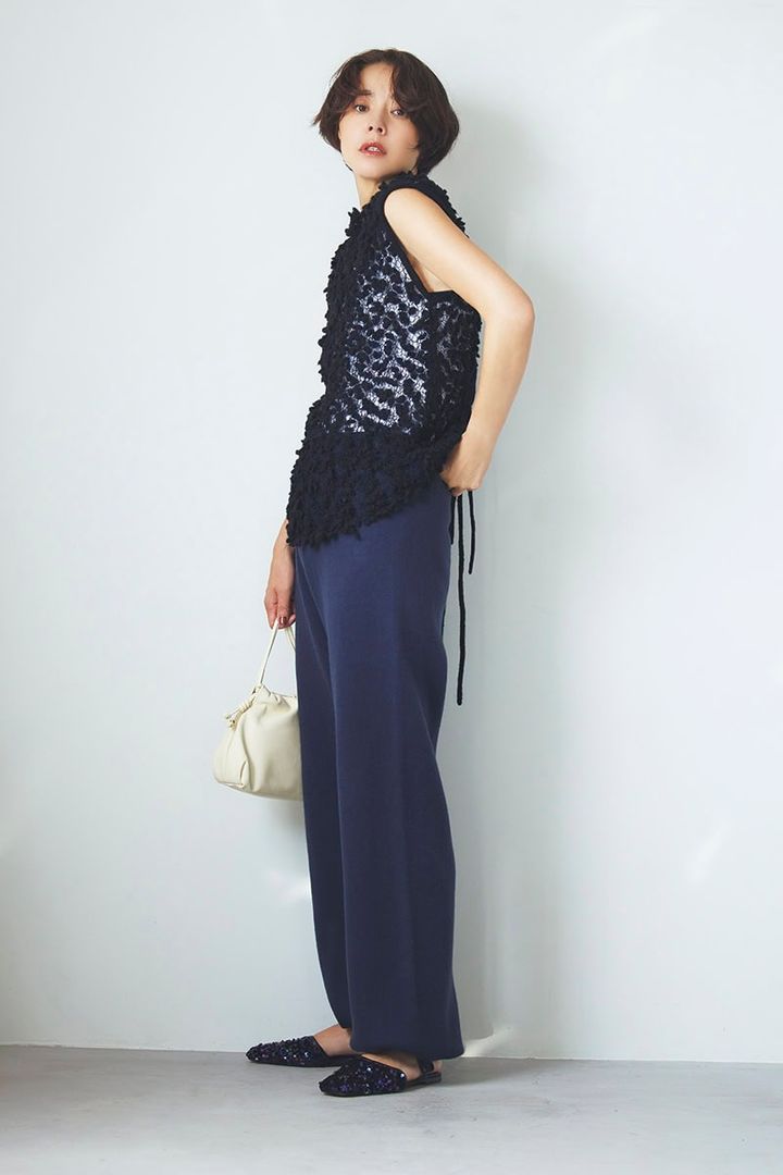 リラクシーパンツ コーデ