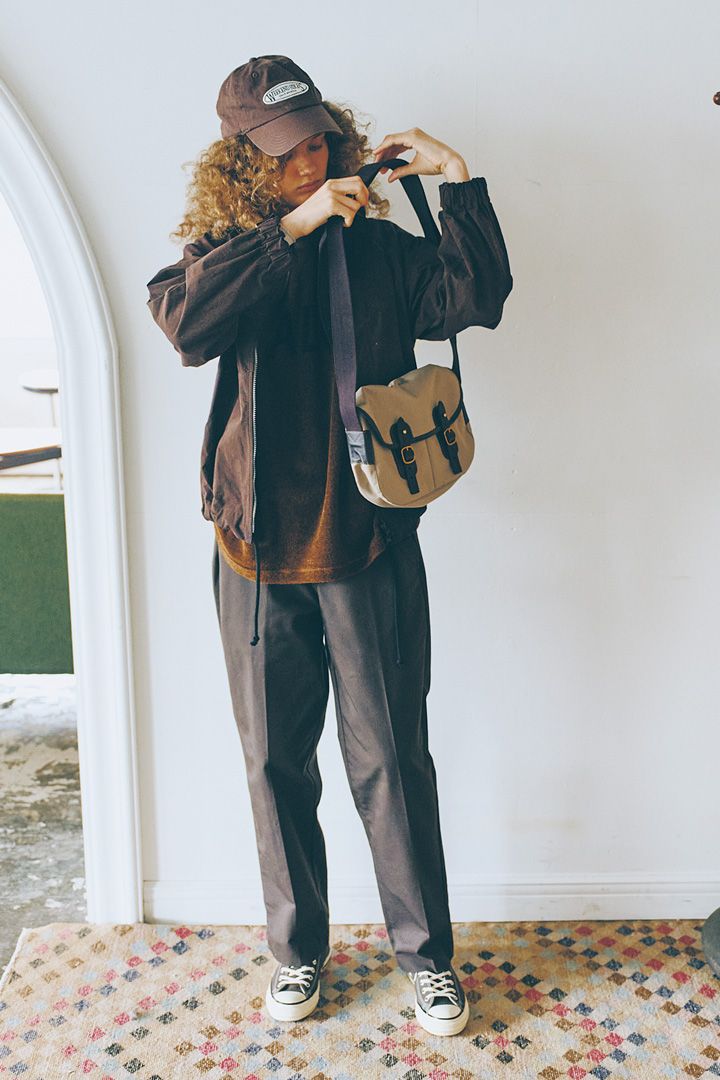 ワントーンで楽ちんおしゃれしたいならやっぱりブラウン。おすすめアイテム14選