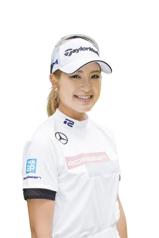 アイアンの再現性が高まる女子プロの“ねじらないスイング”とは？プロが解説