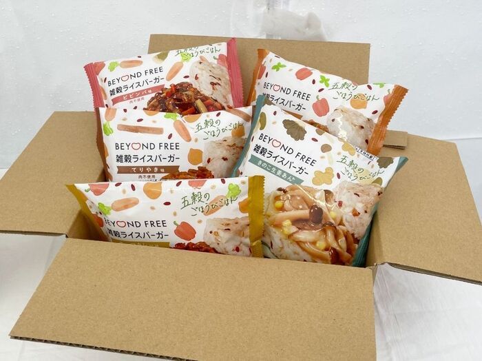 植物由来なのに満足度120％！？BEYOND FREE新作『雑穀ライスバーガー』全5種を本気で食べ比べてきました【桜木町イベントレポ】