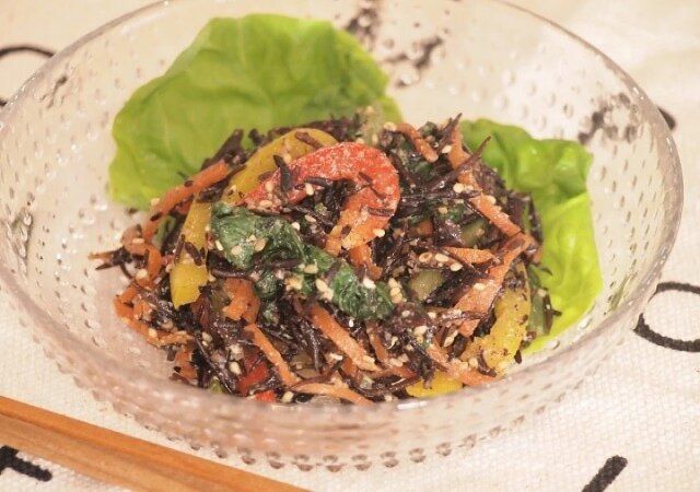 ひじきと彩り野菜の胡麻和え