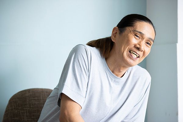 58歳のSAMさん自身の体を引き締める秘訣も、「ストレッチ」にあるそう。 