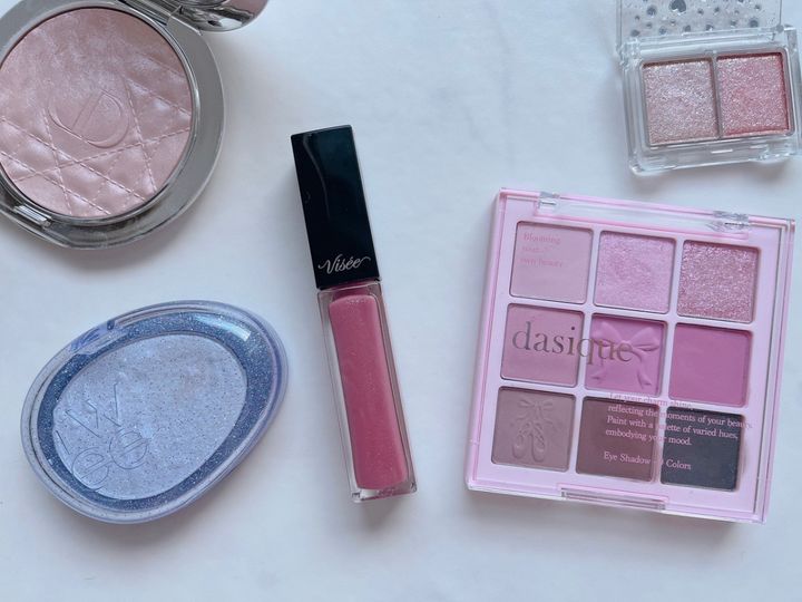 元CAが選ぶ“ラメコスメ”3選を紹介＜実物レポ＞ クランクイン！ width=