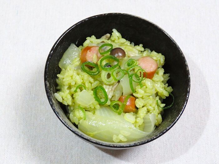 『スーパーカップ抹茶味』の信じられない食べ方が登場！「まさかの公式レシピだなんて…」食べるのに勇気が必要！？