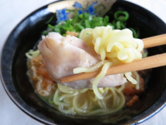 フライドチキンの骨、捨てるの待った！【ケンタッキー】公式が教える鶏出汁レシピが最高なんです♪