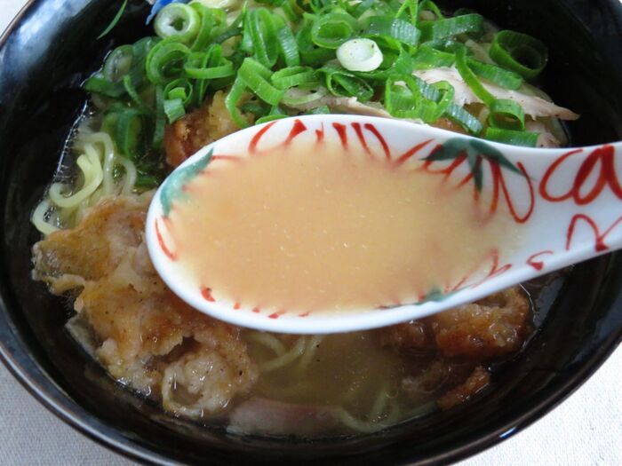 フライドチキンの骨、捨てるの待った！【ケンタッキー】公式が教える鶏出汁レシピが最高なんです♪