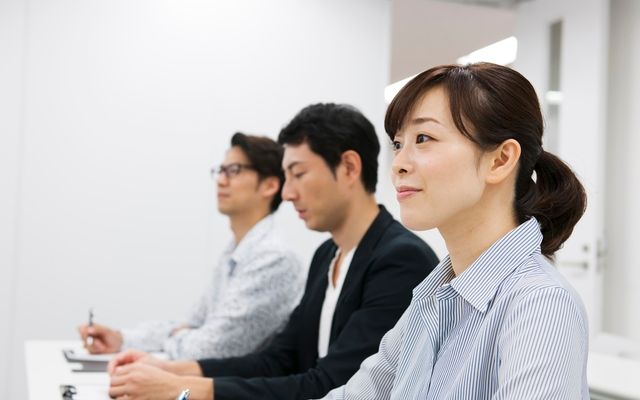 「仕事が不安定…」思い切って52歳でベビーシッターに挑戦！研修会に参加して知った実態とは