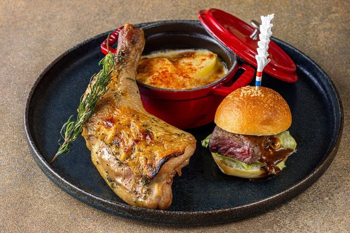 シェフ髙木が腕を振るうクリスマスのメインプレート