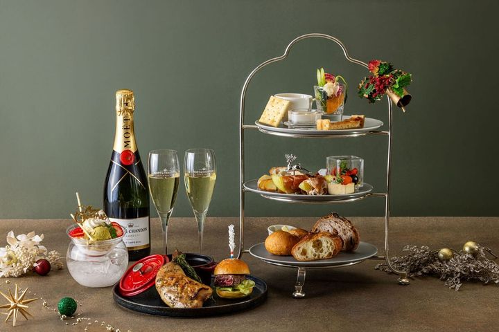 クリスマスイブニングハイティー シャンパンフリーフロー