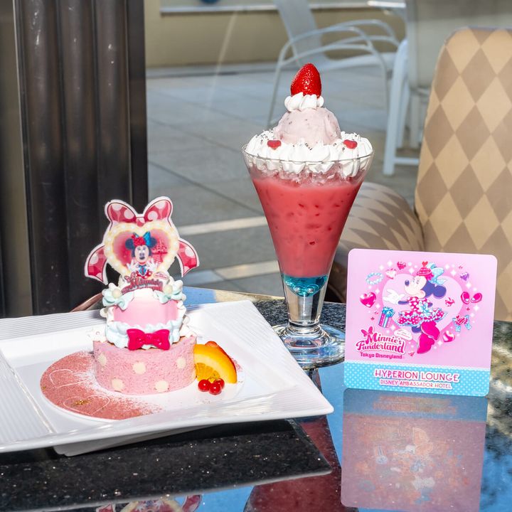 ディズニーアンバサダーホテル「ハイピリオン・ラウンジ」ディズニー・パルパルーザ“ミニーのファンダーランド”スペシャルメニュー