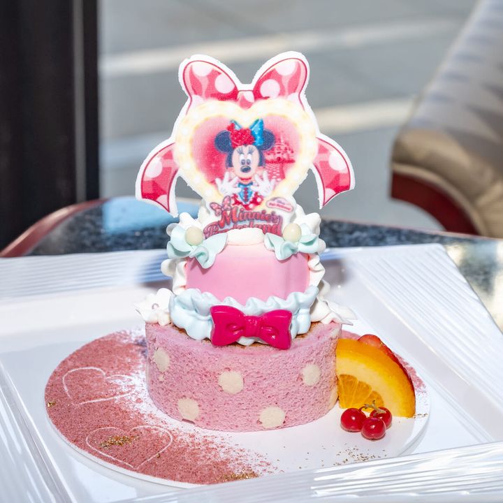 ディズニー・パルパルーザ“ミニーのファンダーランド”ケーキセット