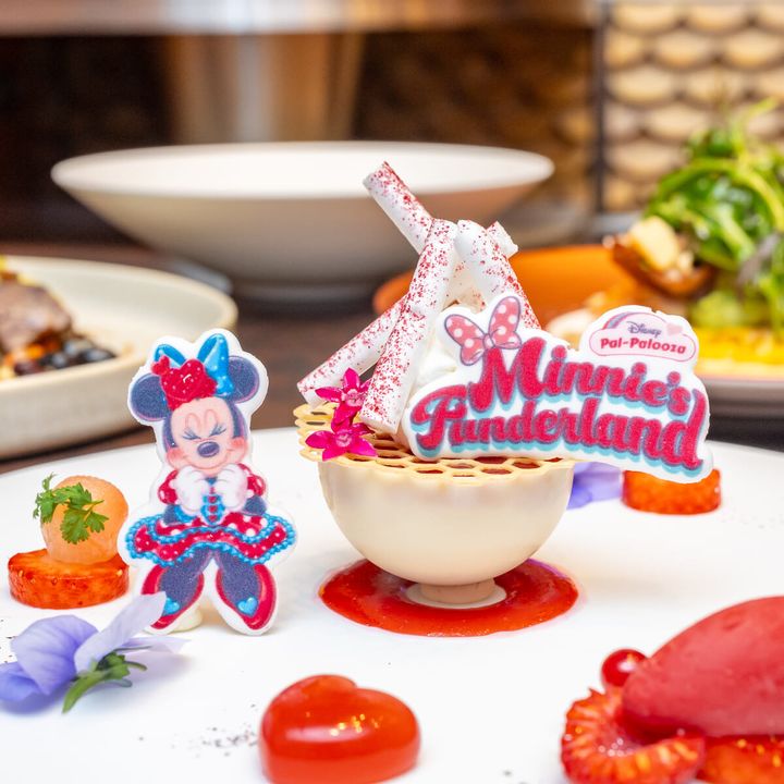 ディズニーアンバサダーホテル「エンパイア・グリル」ディズニー・パルパルーザ“ミニーのファンダーランド”スペシャルメニュー