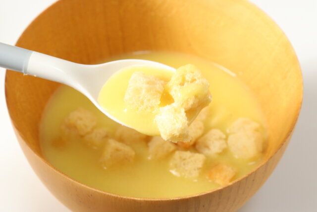 ダイソー ニップンクルトン プレーン味 コーン