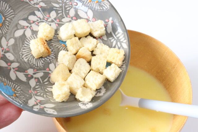 ダイソー ニップンクルトン プレーン味 スープ