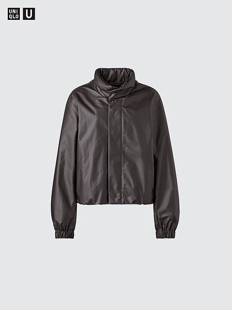 ユニクロのコーティングショートブルゾン