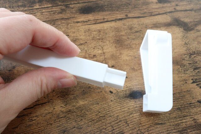 ダイソーのnoma 吊り戸棚用キッチンペーパーホルダーの使い方
