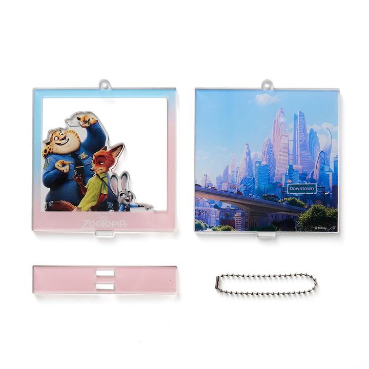 ２WAY仕様のフォトフレーム風アクリルキーホルダー 使用イメージ キーホルダー セット内容