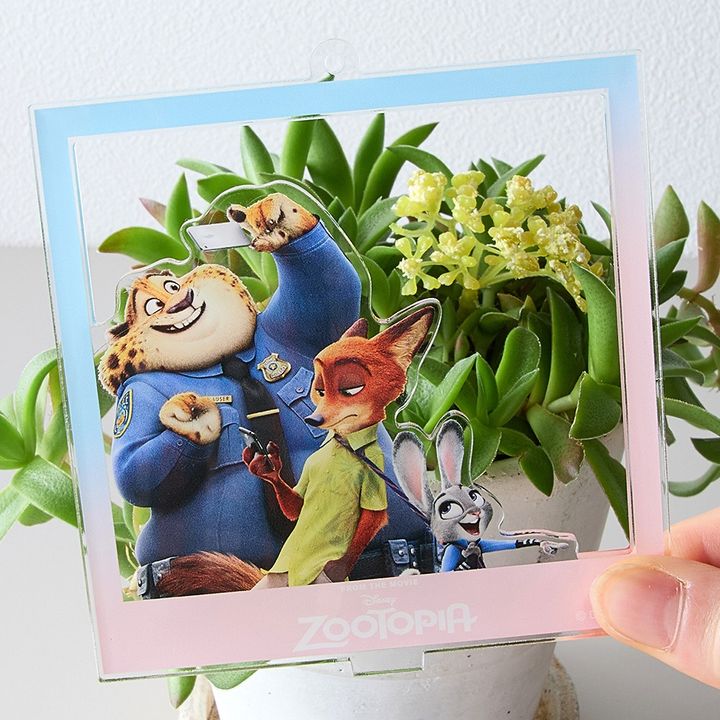 ２WAY仕様のフォトフレーム風アクリルキーホルダー 使用イメージ