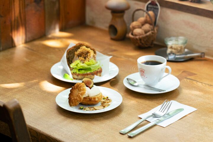 くるみを使った絶品スイーツがいっぱい♪ほっこり時間が過ごせる一軒家カフェ／西国分寺「クルミドコーヒー」