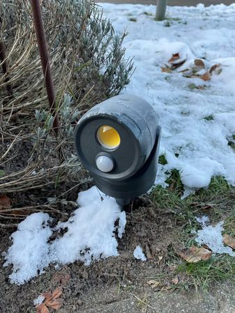 防犯センサースポットライト「KBN-505」登場！強力スポットライトで不審者を撃退