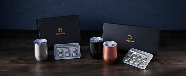 溶けない氷「ビアキューブ」とタンブラーを組み合わせたペアギフトが登場