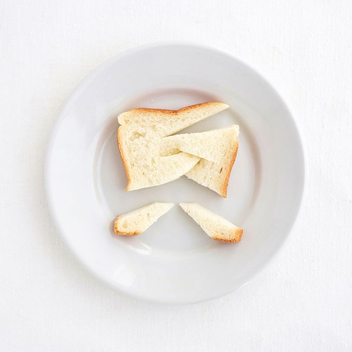 可愛い見た目で子どもも喜ぶ！ 簡単リボントーストのつくり方