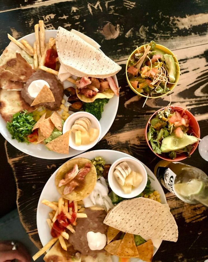 メキシコ料理店 「エル・パンチョ」