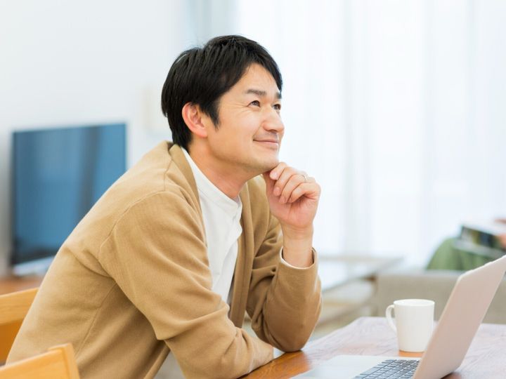 All About ニュース編集部が全国300人を対象に実施した「名字のイメージに関するアンケート」の調査結果から、「憧れる名字」ランキングを発表！ 2位「伊集院」を抑えた1位は？