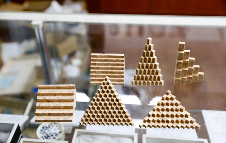 正六面体の結晶の模型