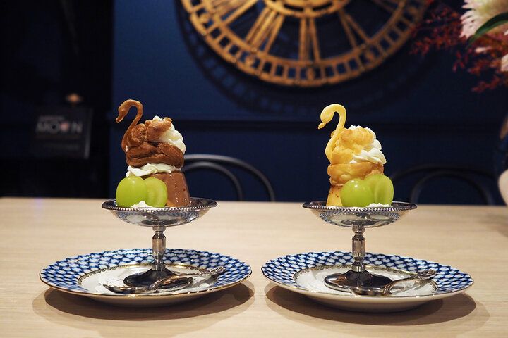 黒と白のスワンスイーツに心ときめく♪ ゆったりランチも楽しめる麻布台の紅茶専門店「ナナシアン」