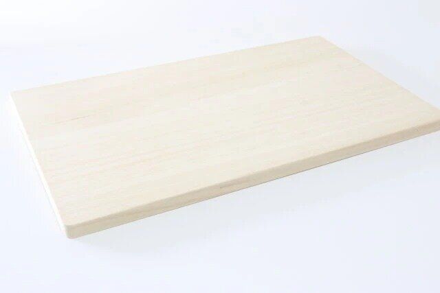 ダイソーの300円の桐まな板
