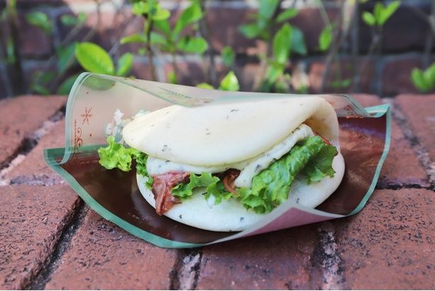 ローストビーフとマッシュポテトの組み合わせで食べ応えも満点！