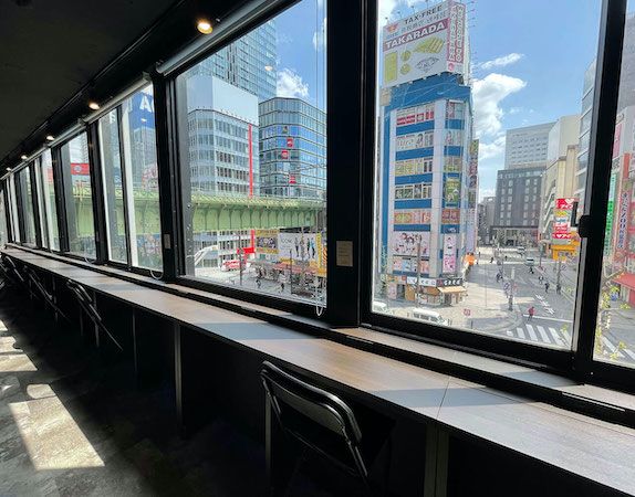 【東京都千代田区】ホロライブ所属0期生バーチャルYouTuber「ロボ子さん」のコラボカフェ開催