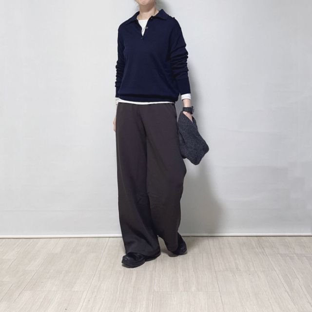 ウォームフリースストレートパンツを着たコーデ