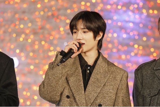 点灯したときの感想を話すBEOMGYU