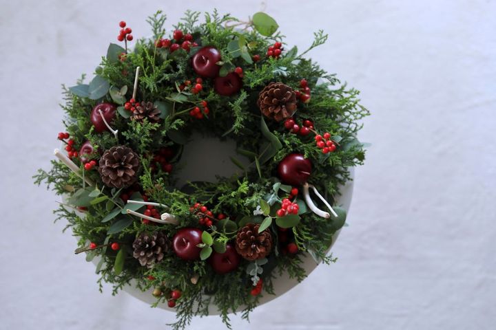 王道カラーのクリスマスリース
