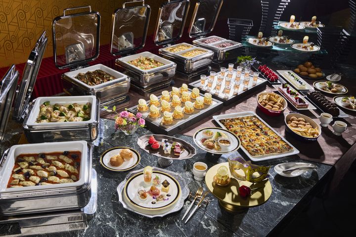 『ホテル・コルテシア』をイメージした本格ビュッフェ3