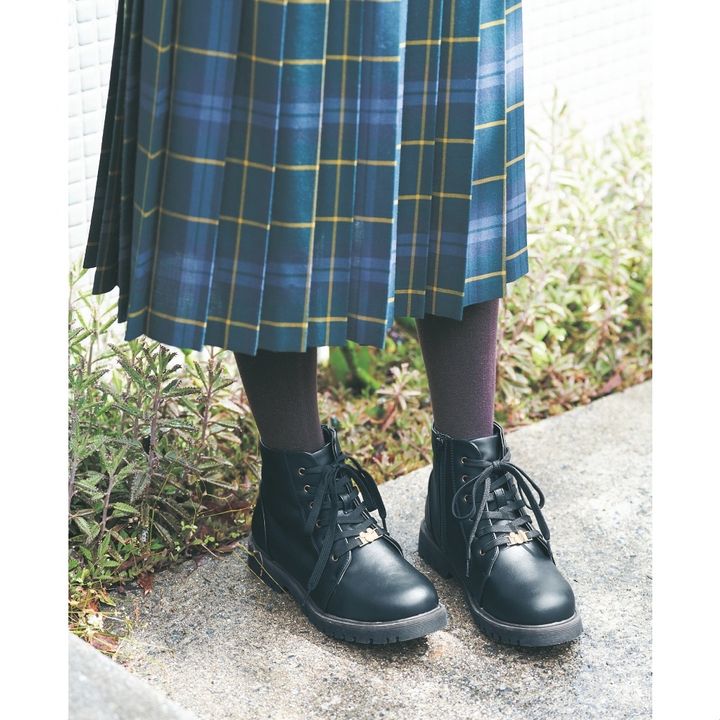 スパイク付きレースアップブーツ 着用イメージ