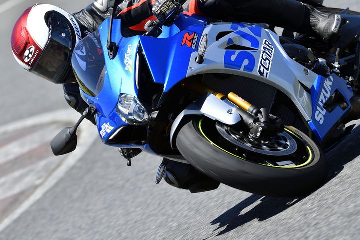 【Historic Bikes／SUZUKI GSX-R1000R ABS】直4等間隔爆発エンジンの魅力
