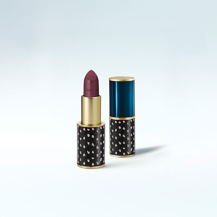 リップスティック ケース「メッツァノッテ ブルー」 ¥ 6,160 リップスティック リフィル ¥ 6,160