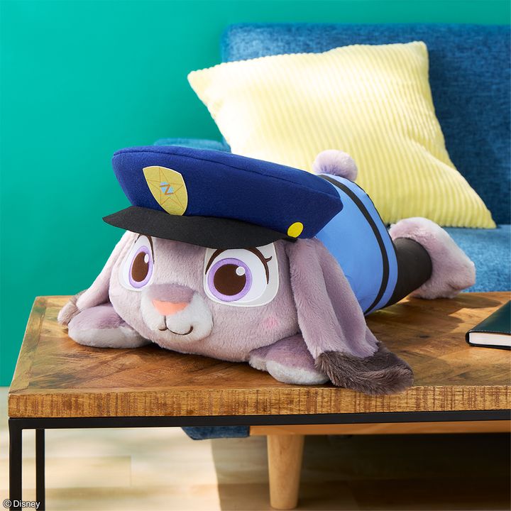 ズートピア 赤いほっぺ 寝そべり スーパーラージキッズぬいぐるみ “ジュディ・ホップス”