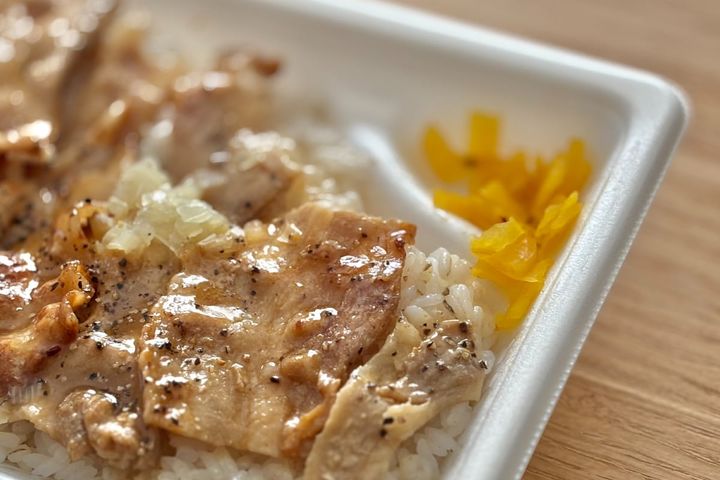 「これは週4でいける」【ファミマ】ファン要チェックのお弁当の味は？