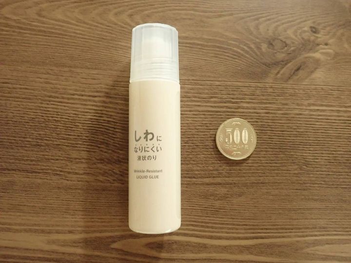 DAISO(ダイソー)：しわになりにくい液状のり(50mL)