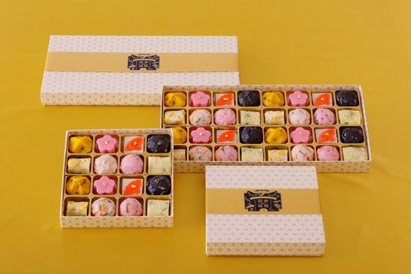 魚万商店の「トリュフチョコみたいなさつま揚げ」から年末限定のアソートギフトが登場