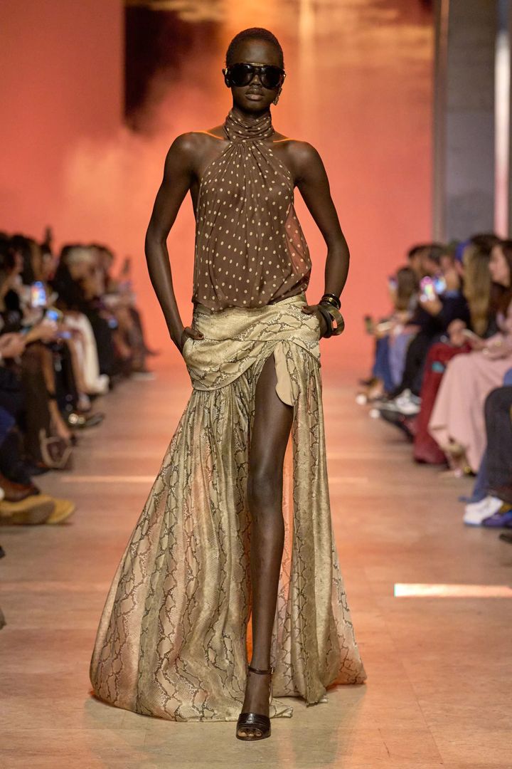 エリー サーブ 2025-26年秋冬コレクション