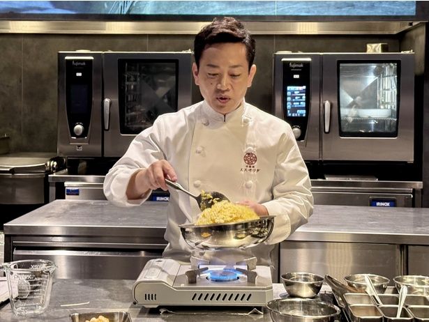 炒飯がふっくらパラッと仕上がる裏ワザを伝授