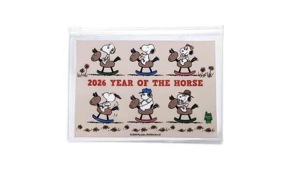 「ジッパーケース」(495円)