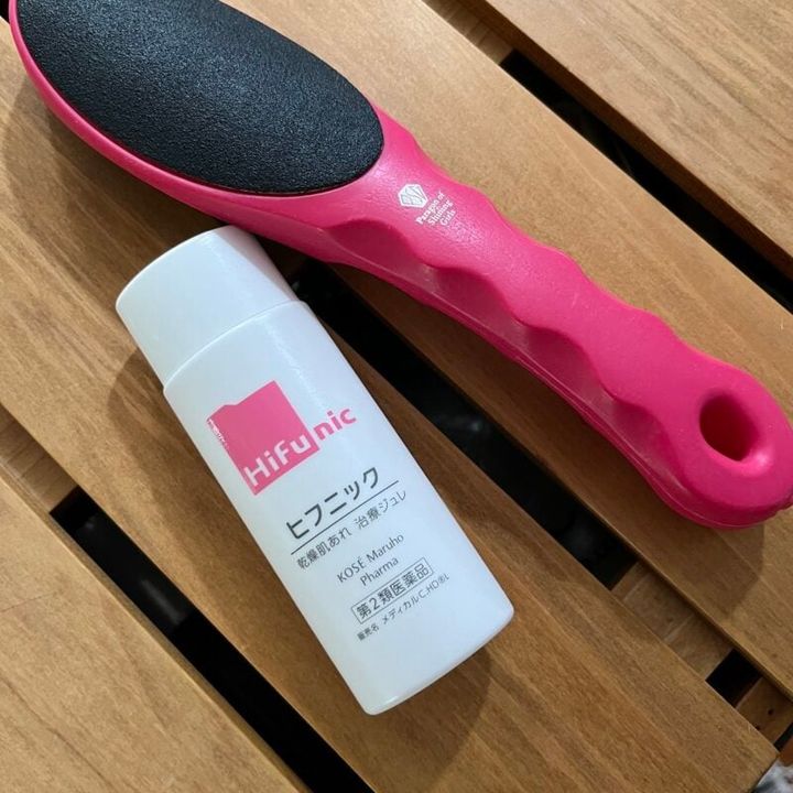 ヒフニックでかかとツルツルに