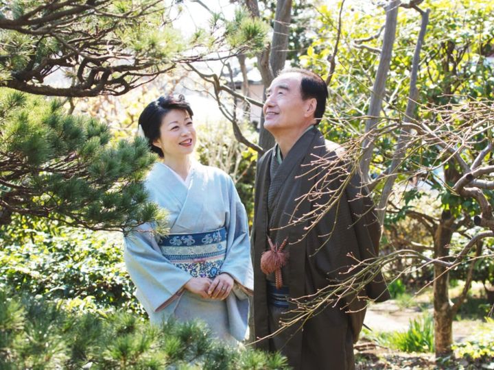 All About ニュース編集部が全国300人を対象に実施した「名字のイメージに関するアンケート」の調査結果から、「お金持ちなイメージがある名字」ランキングを発表！ 2位「伊集院」を抑えた1位は？