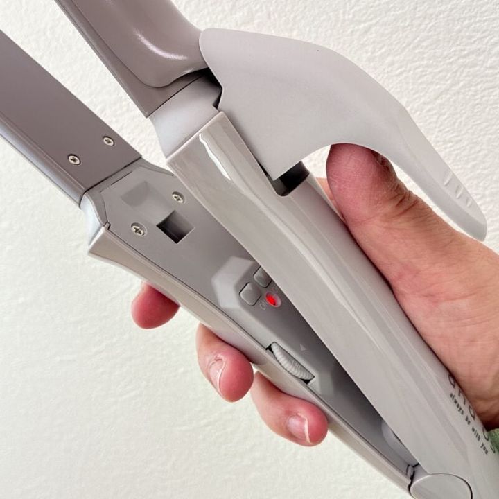 3COINS「マイナスイオン2WAYヘアアイロン」の操作部